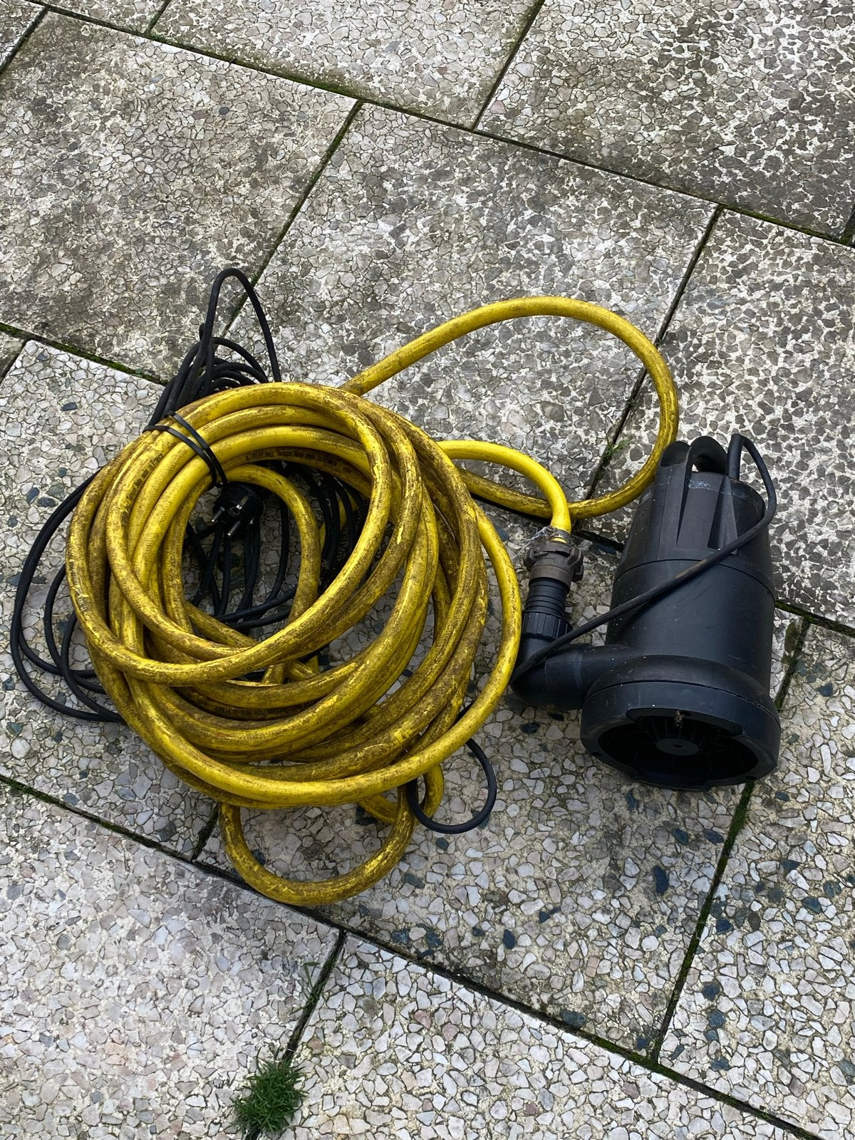 Waterpomp met waterslang, Ophalen, Gebruikt, Dompelpomp