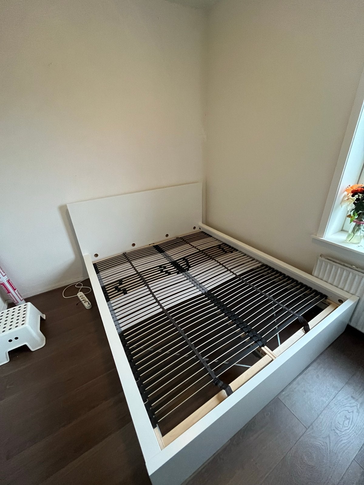 IKEA MALM bed (180x200) met matras en opberglades, Ophalen, Gebruikt, Wit, Tweepersoons