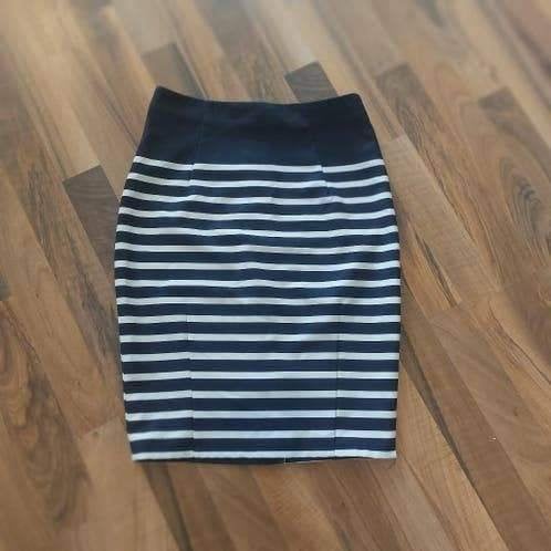 Donker blauwe/Witte rok van H&M, Maat 36(S), Blauw, Ophalen of Verzenden, Zo goed als nieuw, Maat 36 (S)