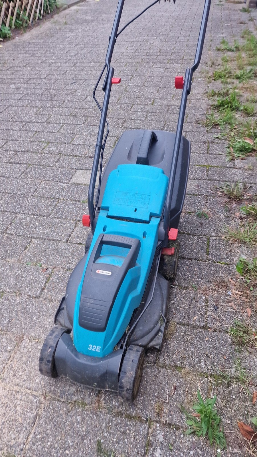 Gardena 32E Elektrische Grasmaaier - Compact en Efficiënt, Tuin en Terras, Ophalen, Cirkelmaaier, Gebruikt, Elektrische grasmaaier