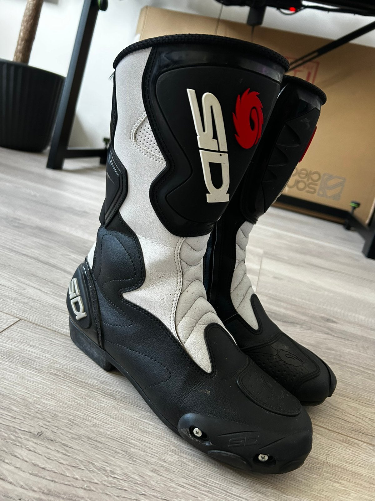 Motorlaarzen SIDI maat 44 (43 schoenmaat), Motoren, Kleding | Motorkleding, Ophalen, Tweedehands, Laarzen