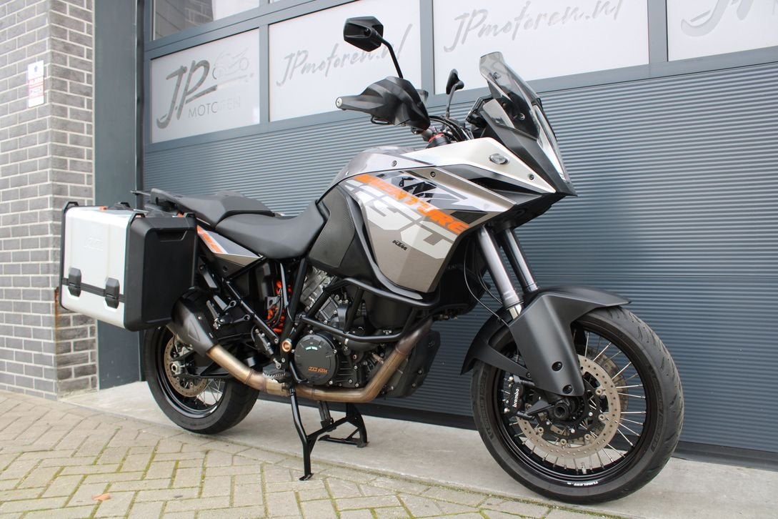 KTM 1190 Adventure (2016) *Zij koffers*Leovince*, 2 cilinders, KTM, Motorrijbewijs A, Bedrijf