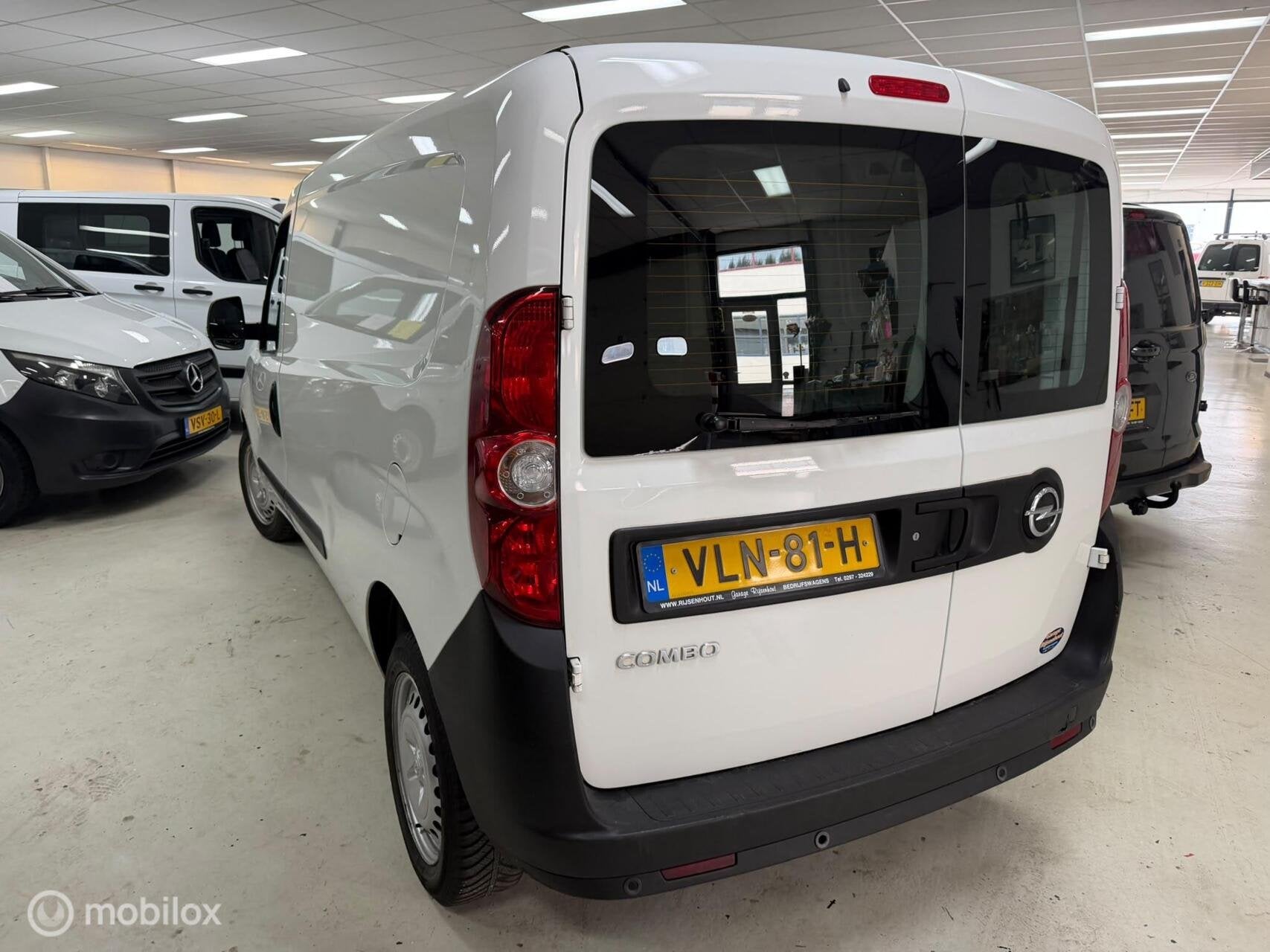 Opel Combo 1.3 CDTi L2H1 euro 6 2018, Auto's, Euro 6, Wit, Bedrijf, 2 stoelen