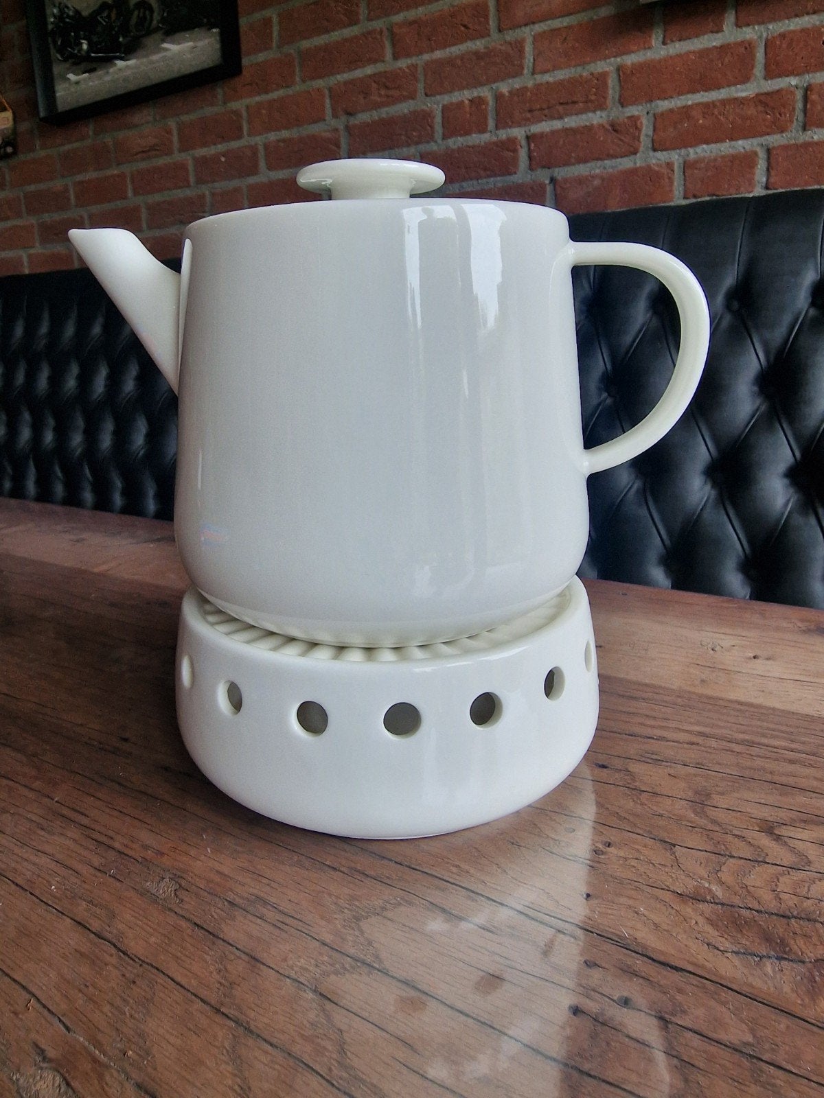 Hema theepot, Ophalen