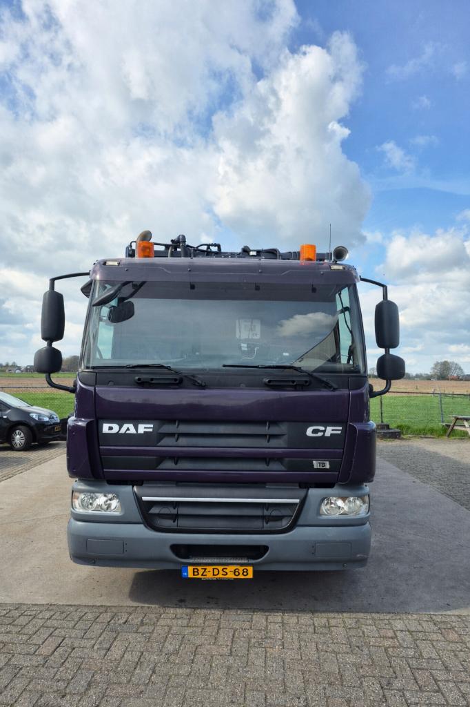 Daf CF 75 2011, Euro 5 vuilniswagen, 197.000km allison, Automaat, Euro 5, Achterwielaandrijving, Overige kleuren