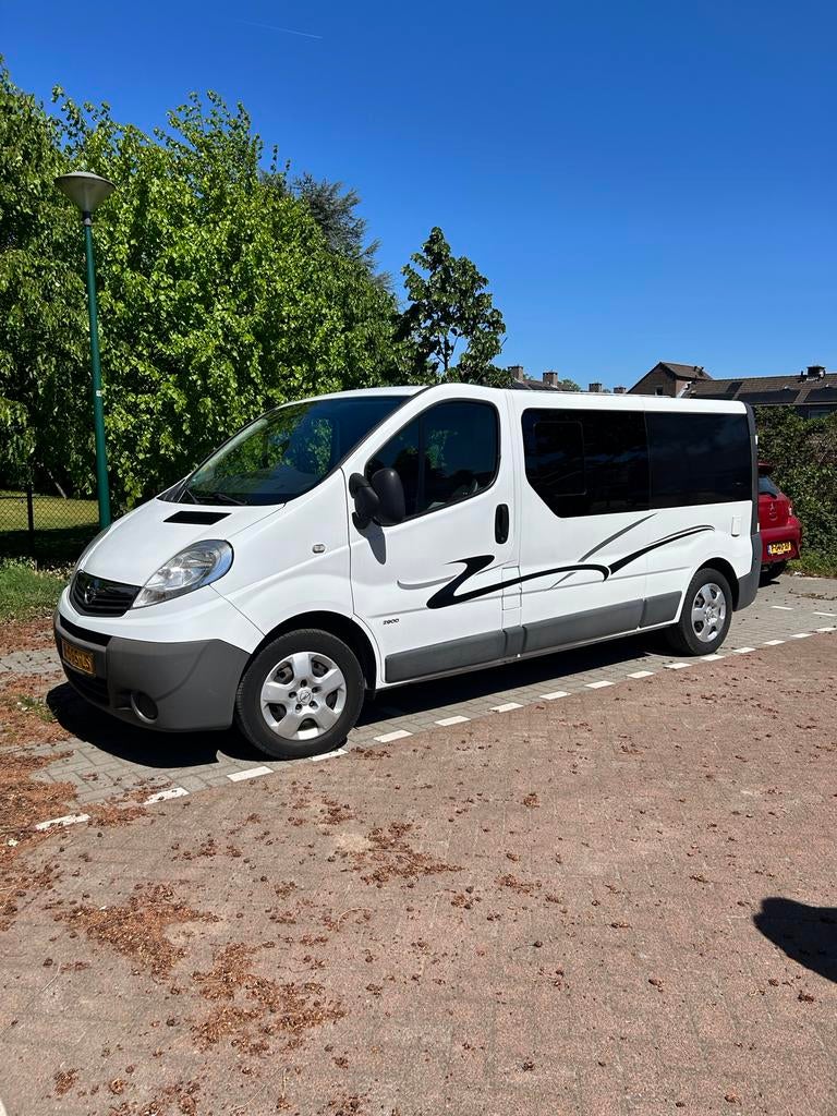 Opel Vivaro Verlengde Buscamper - zeer complete camper bus, Caravans en Kamperen, Campers, Overige merken, Buscamper of Camperbus