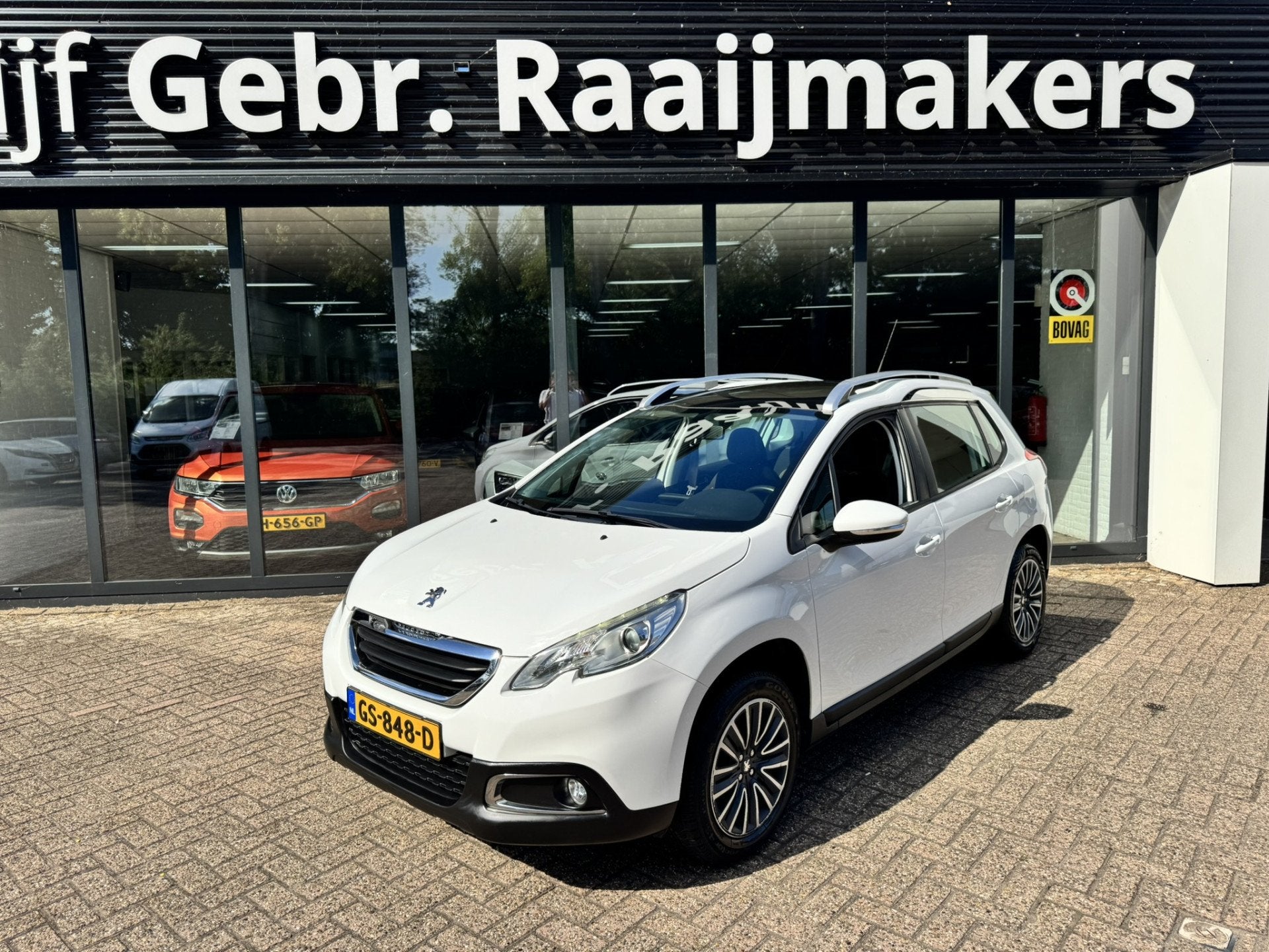Peugeot 2008 1.2 PureTech Active*Airco*Navi* (bj 2015), Auto's, Peugeot, Voorwielaandrijving, 12 maanden, 450 kg, Euro 6