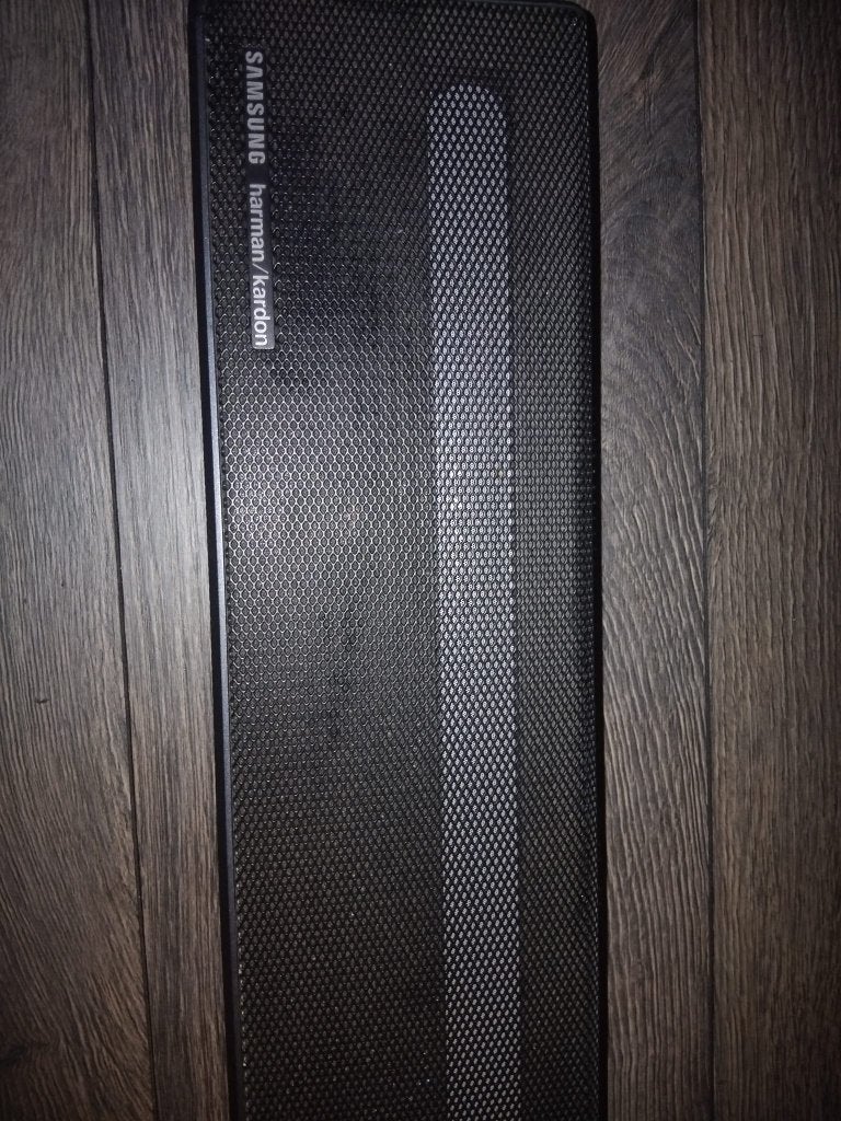 Foto 8 van Samsung HW-q70R | Soundbar | Subwoofer | Home cinema set