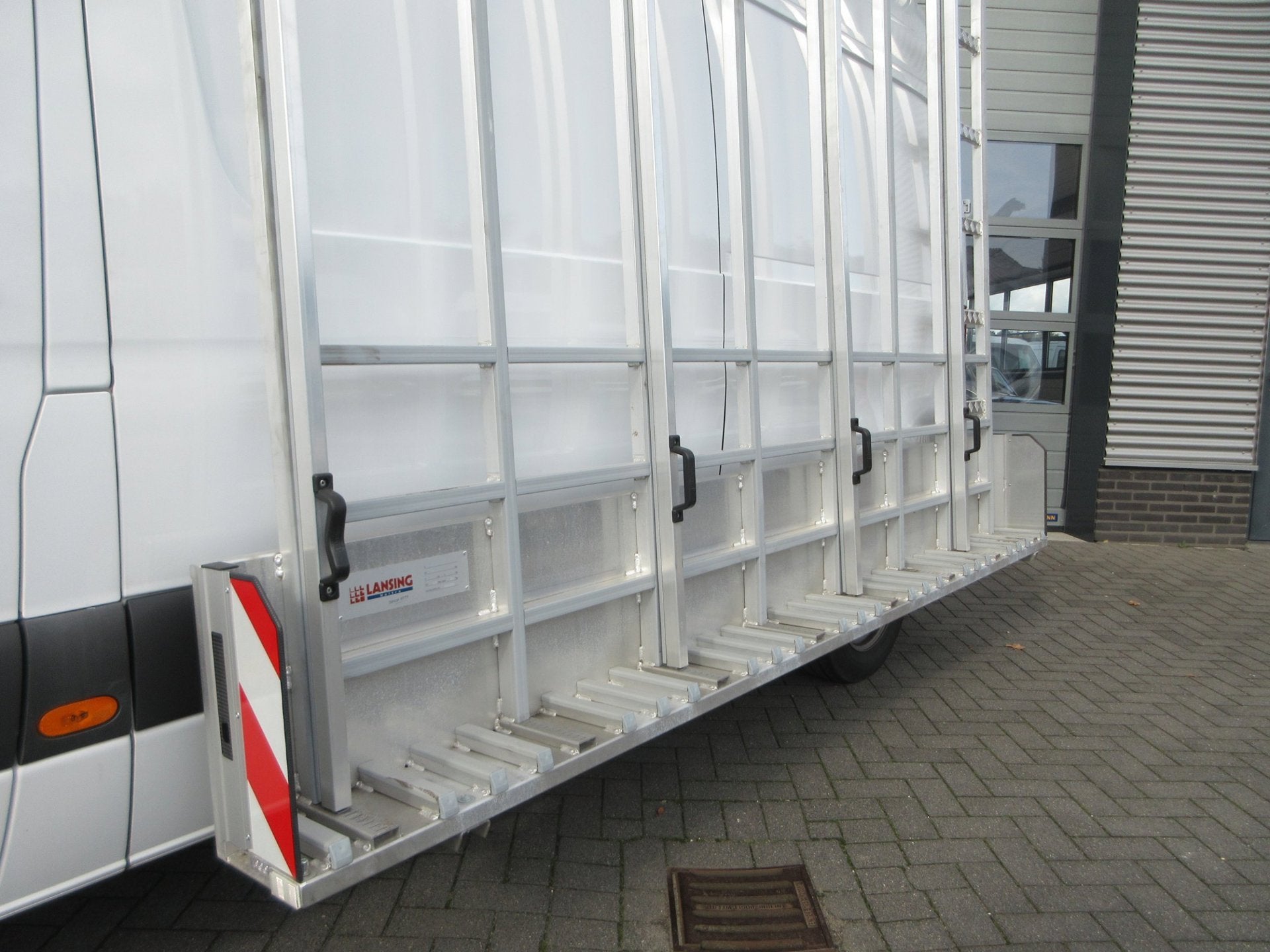 Mercedes-Benz Sprinter L2H2 Euro 6 Automaat, Glasresteel, Gl, Auto's, Euro 6, 4 cilinders, 150 pk, Wit