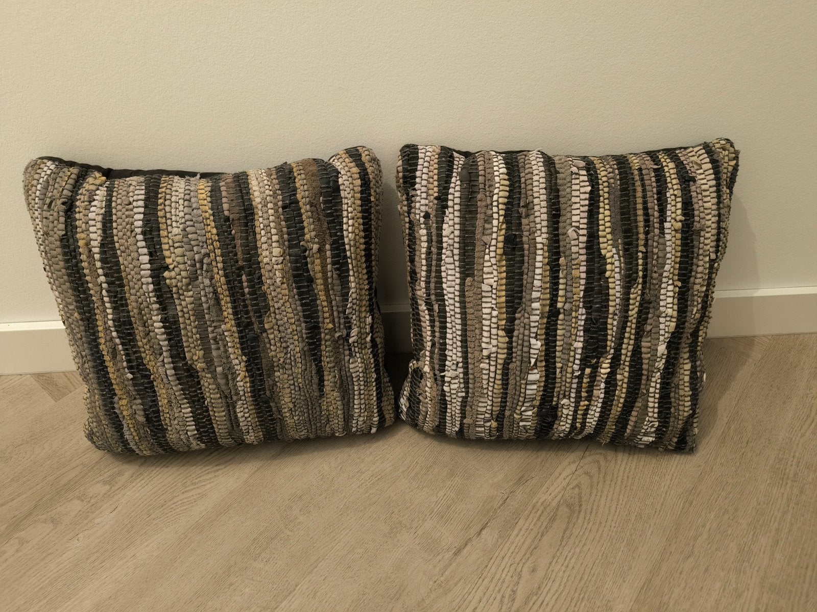 2 mooie dutch decor  leren lintkussens nieuw, Overige kleuren, Vierkant, Nieuw, Sierkussen