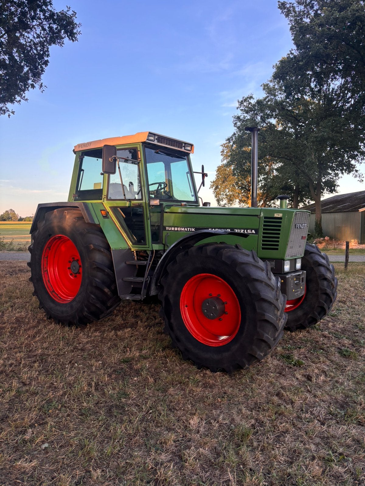 Fendt 312 lsa, Ophalen, Gebruikt, Meer dan 10000, 120 tot 160 Pk