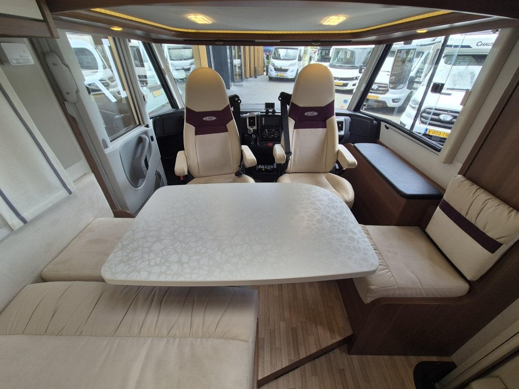 LMC Sportline I 605 Explorer, Integraal, Chemisch toilet, Airbags, Fiat