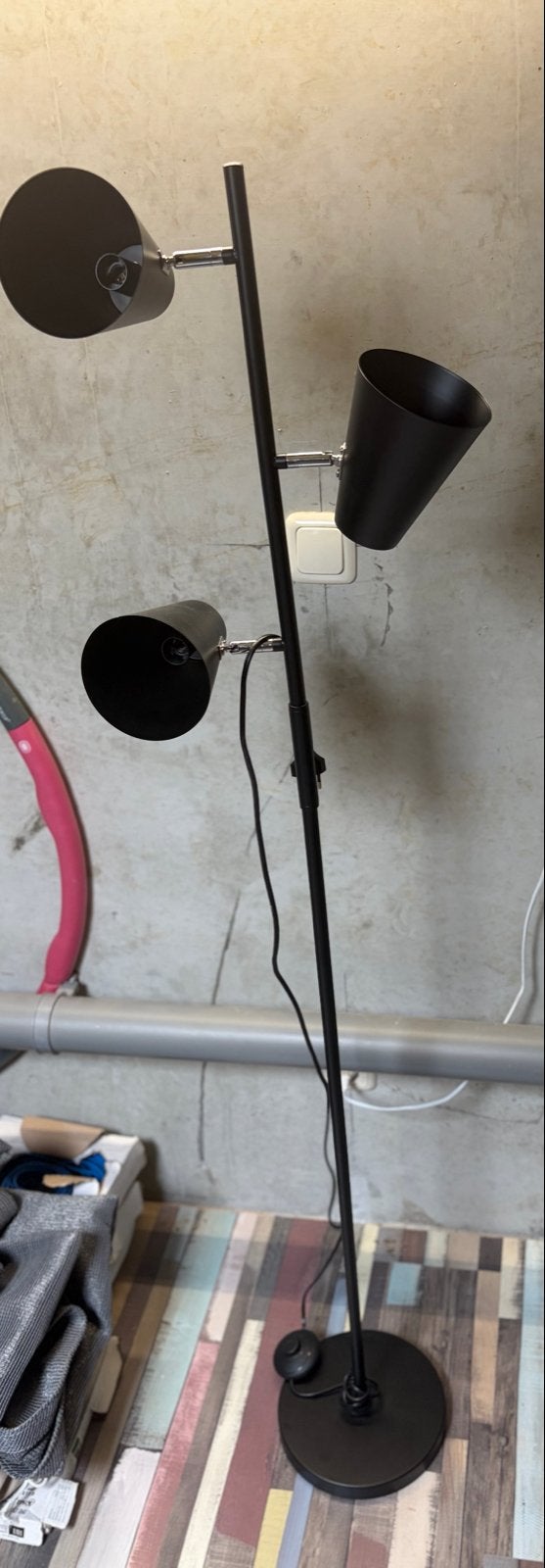 ZD Trading Staande Lamp Zwart met 3 Verstelbare Spots, Ophalen, Gebruikt, E14 (klein), Metaal