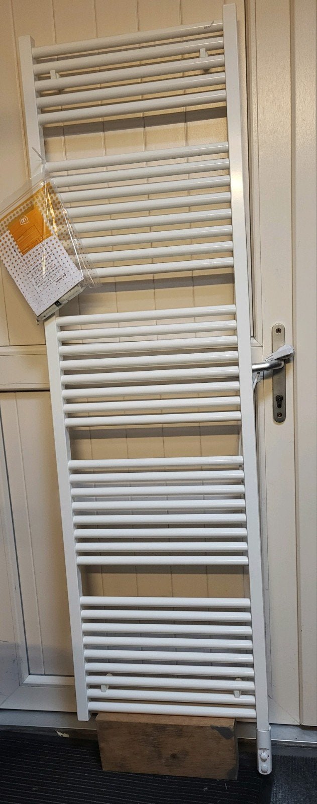 Zehnder elektrische handdoekradiator 170x50cm 600W, Ophalen, 500 tot 800 watt, Radiator, Minder dan 60 cm
