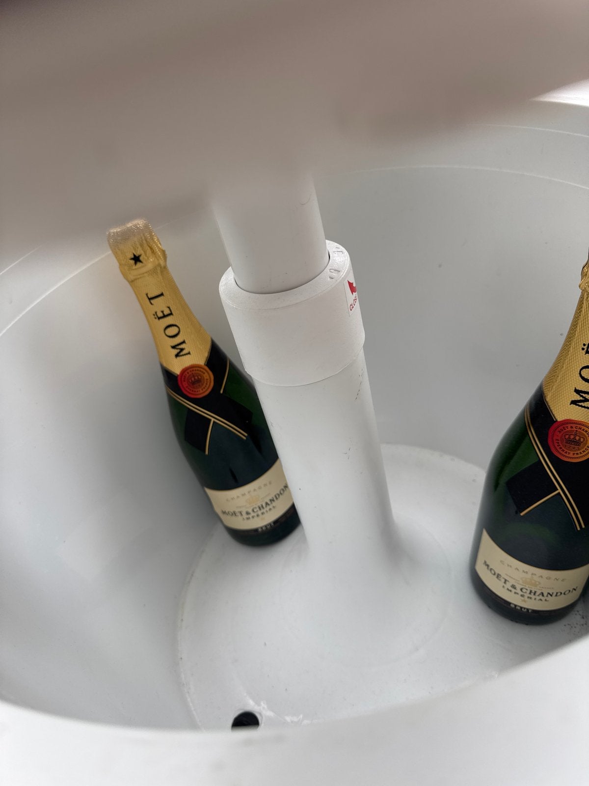 Koeler/bijzettafel voor drankjes, Tuin en Terras, Ophalen of Verzenden, Gebruikt, Rond, Kunststof