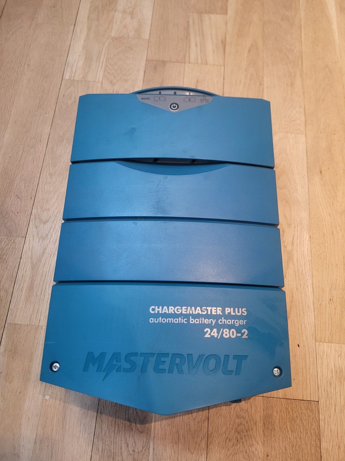 Mastervolt Chargemaster Plus 24/80-2 Acculader, Ophalen of Verzenden, Zo goed als nieuw, Motor en Techniek