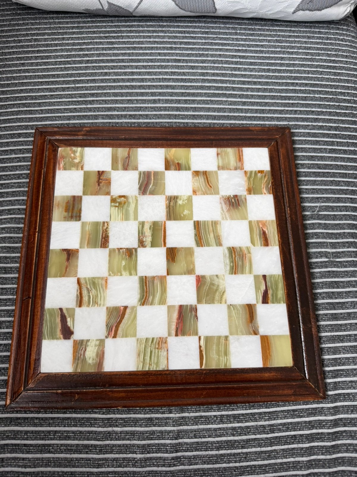 Bizar mooie - Ravendi Marmeren schaakbord - nieuw decoratief, Ophalen of Verzenden, Nieuw, Rond, Hout