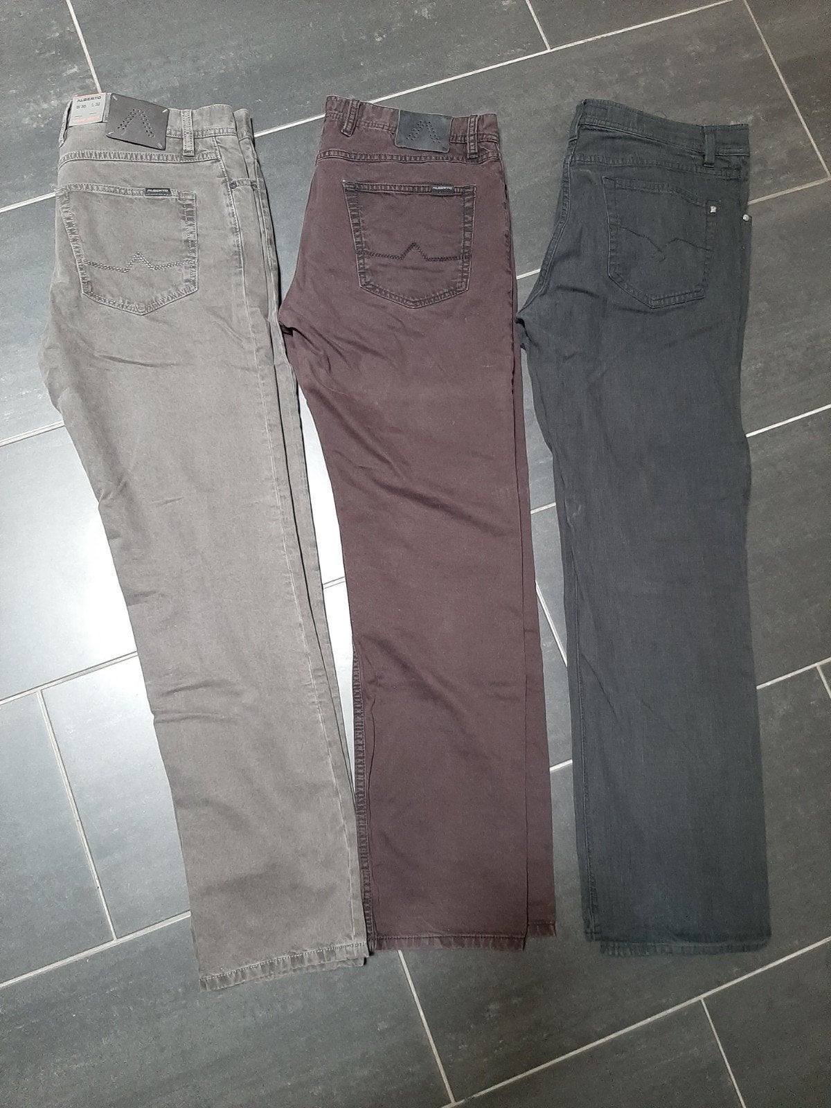 2 x Alberto jeans mt 36/32 waarvan 1 nieuw, Pierre Cardin, W36 - W38 (confectie 52/54), Nieuw, Ophalen of Verzenden, Grijs