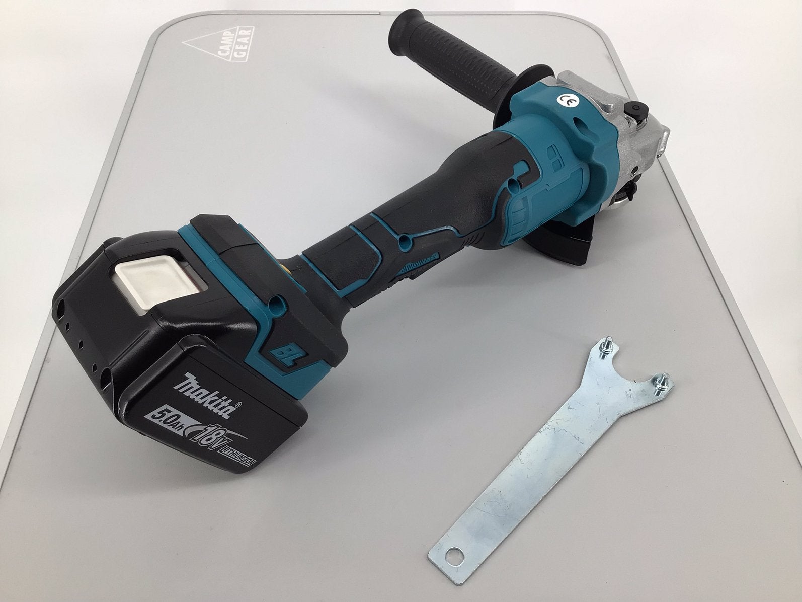 Haakse Slijper. Werkt op Makita18v accu. € 35,00., Ophalen of Verzenden, Nieuw, Minder dan 700 watt, Haakse handslijpmachine