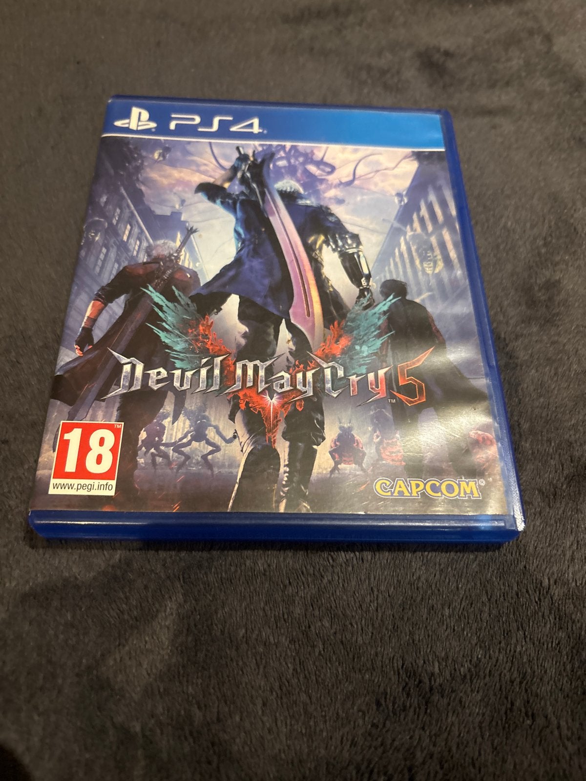 Devil May Cry 5 - PS4 Game (Zo goed als nieuw), Spelcomputers en Games, Avontuur en Actie, Vanaf 18 jaar, 1 speler, Ophalen of Verzenden