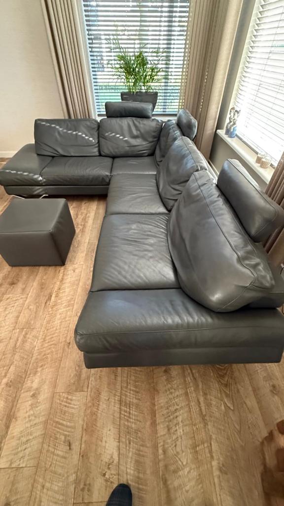 Natuzzi Leren Hoekbank met Hocker - 305x235 cm, Huis en Inrichting, Ophalen, Gebruikt, Leer