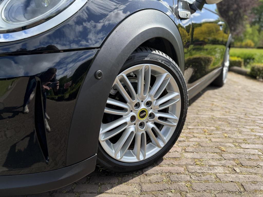Mini Mini Electric Essential 33 kWh | PDC | DigiDash | Sport, Auto's, Mini, Stof, Gebruikt, 33 kWh, 4 stoelen