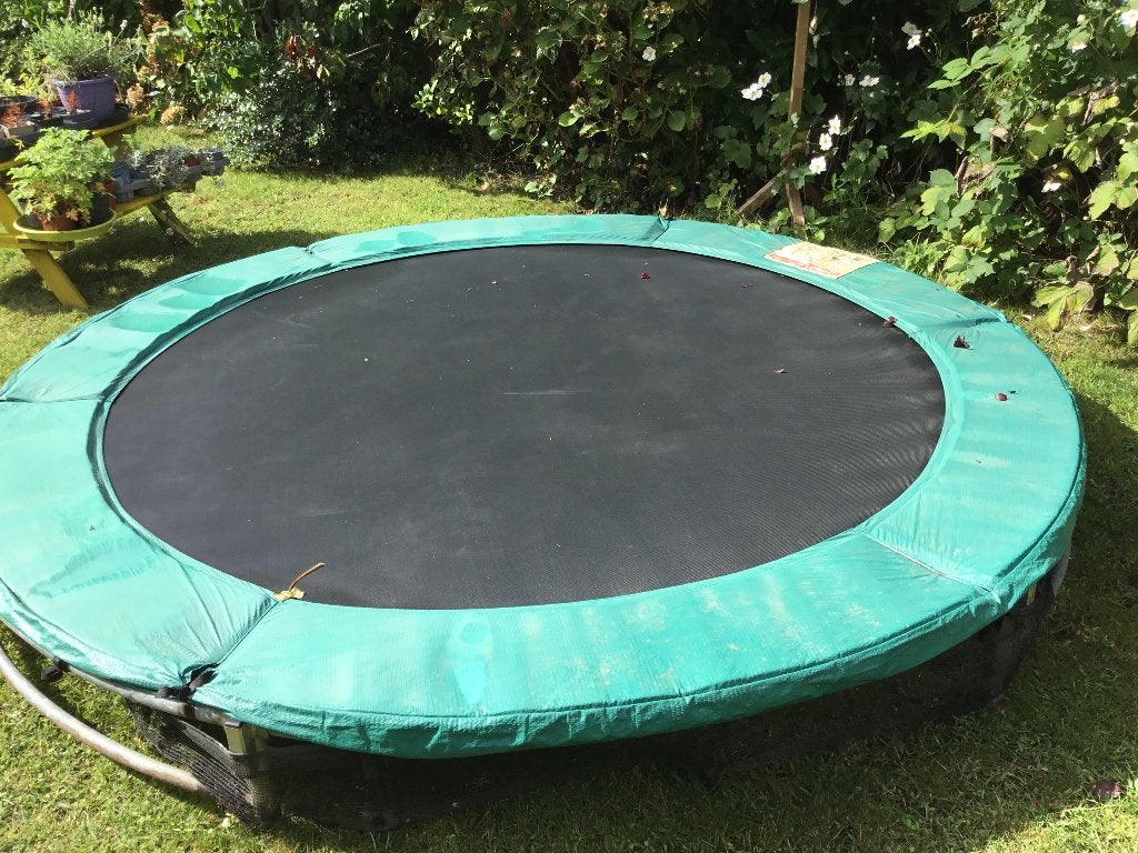 Trampoline next 244, Ophalen, Zo goed als nieuw