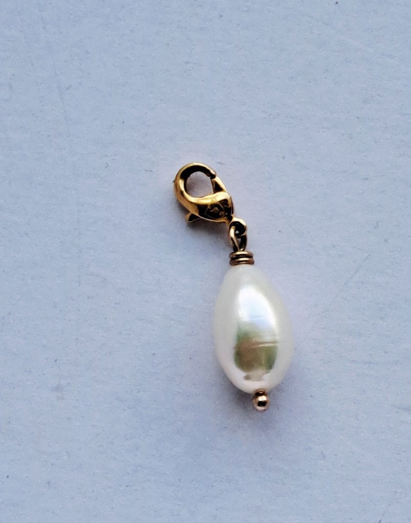 Parel bedel met gouden stainless steel slotje, Sieraden, Tassen en Uiterlijk, Bedels, Overige merken, Nieuw, Ophalen of Verzenden