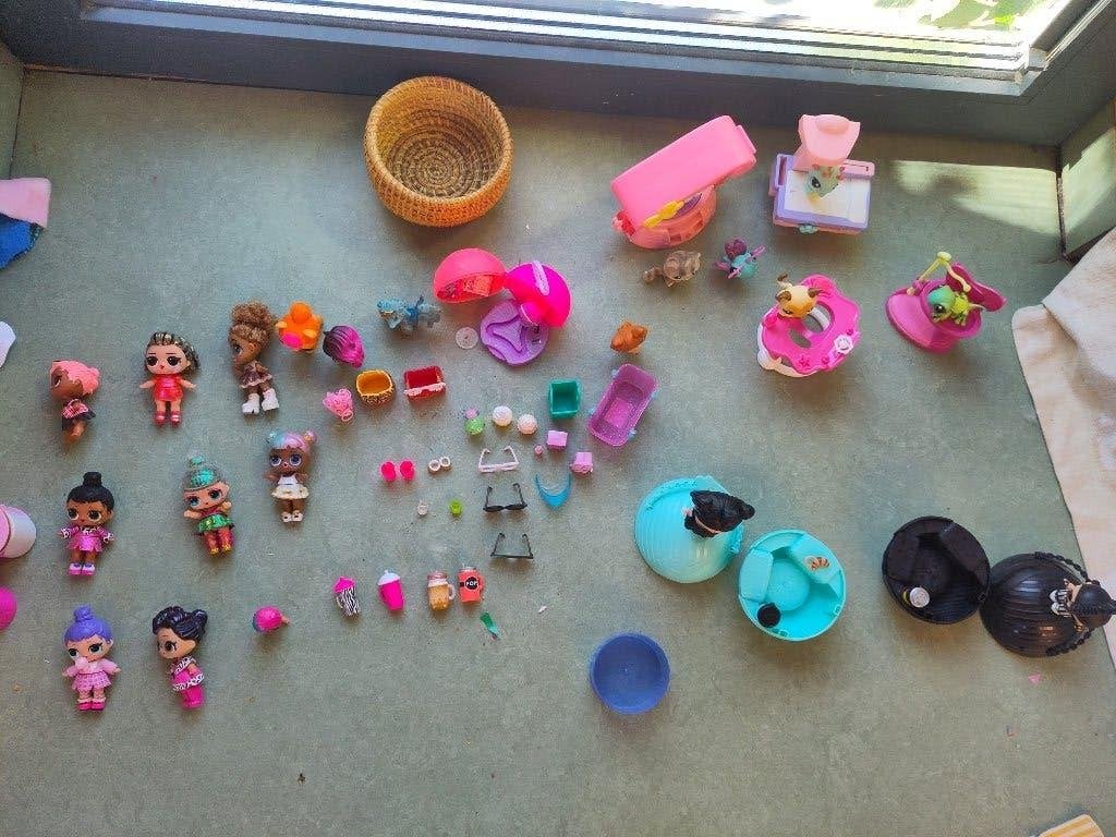 Collectie L.O.L. poppen met accessoires ballen LOL, Ophalen of Verzenden, Gebruikt, Overige typen
