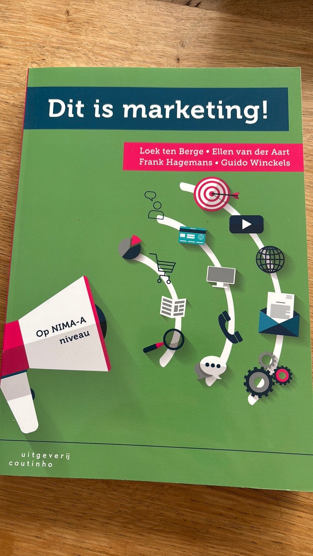 Ellen van der Aart - Dit is marketing!, Boeken, Ellen van der Aart; Frank Hagemans; Guido Winckels; Loek ten ..., Ophalen of Verzenden