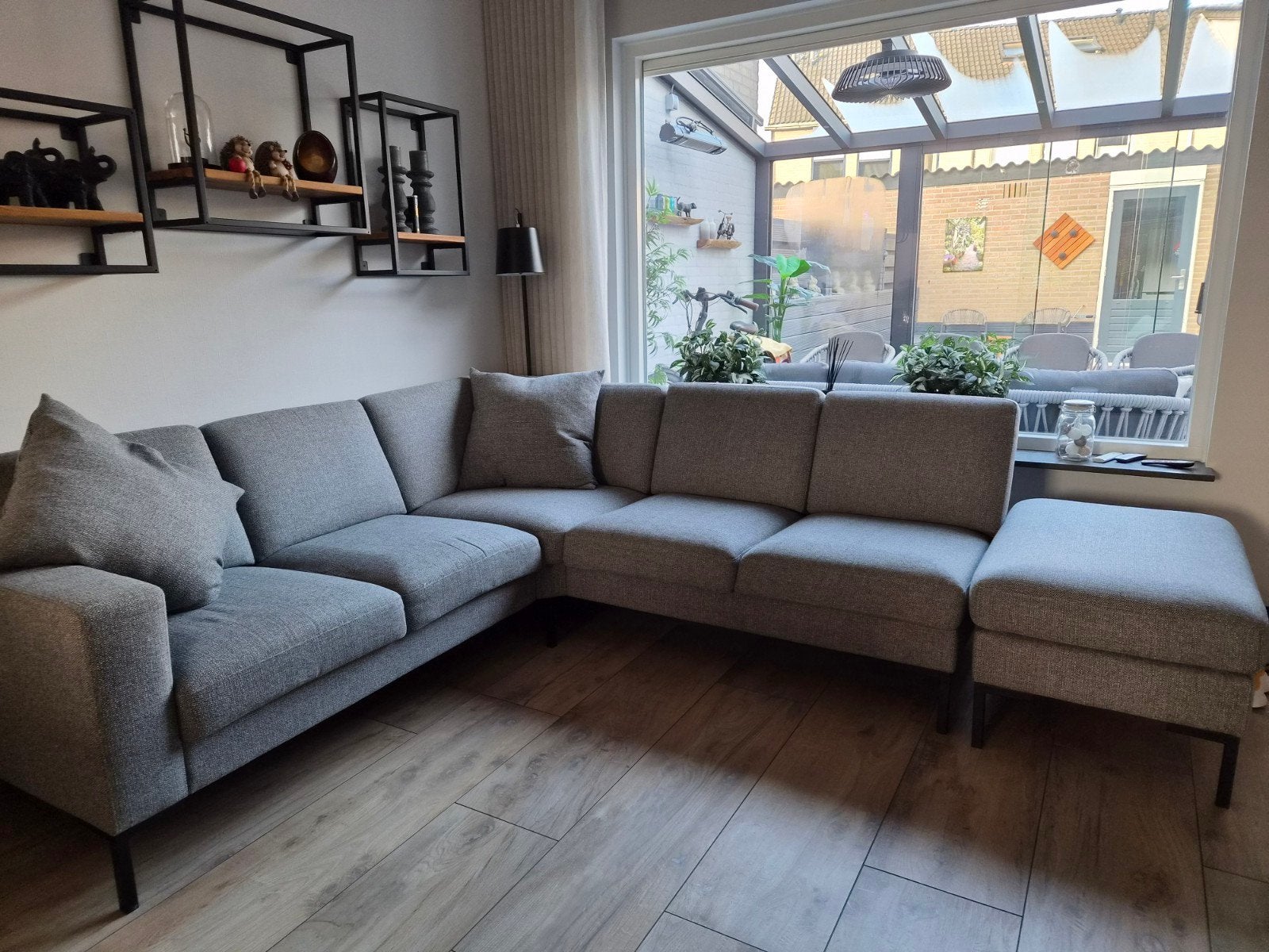 Moderne Hoekbank met Hocker - Grijs Stof, Ophalen, 250 tot 300 cm, Hoekbank, 75 tot 100 cm