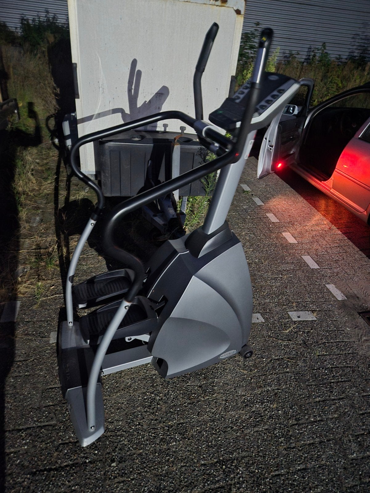 Matrix Fitness Apparaat op Accu - Crosstrainer, Sport en Fitness, Benen, Ophalen of Verzenden, Zo goed als nieuw, Crosstrainer