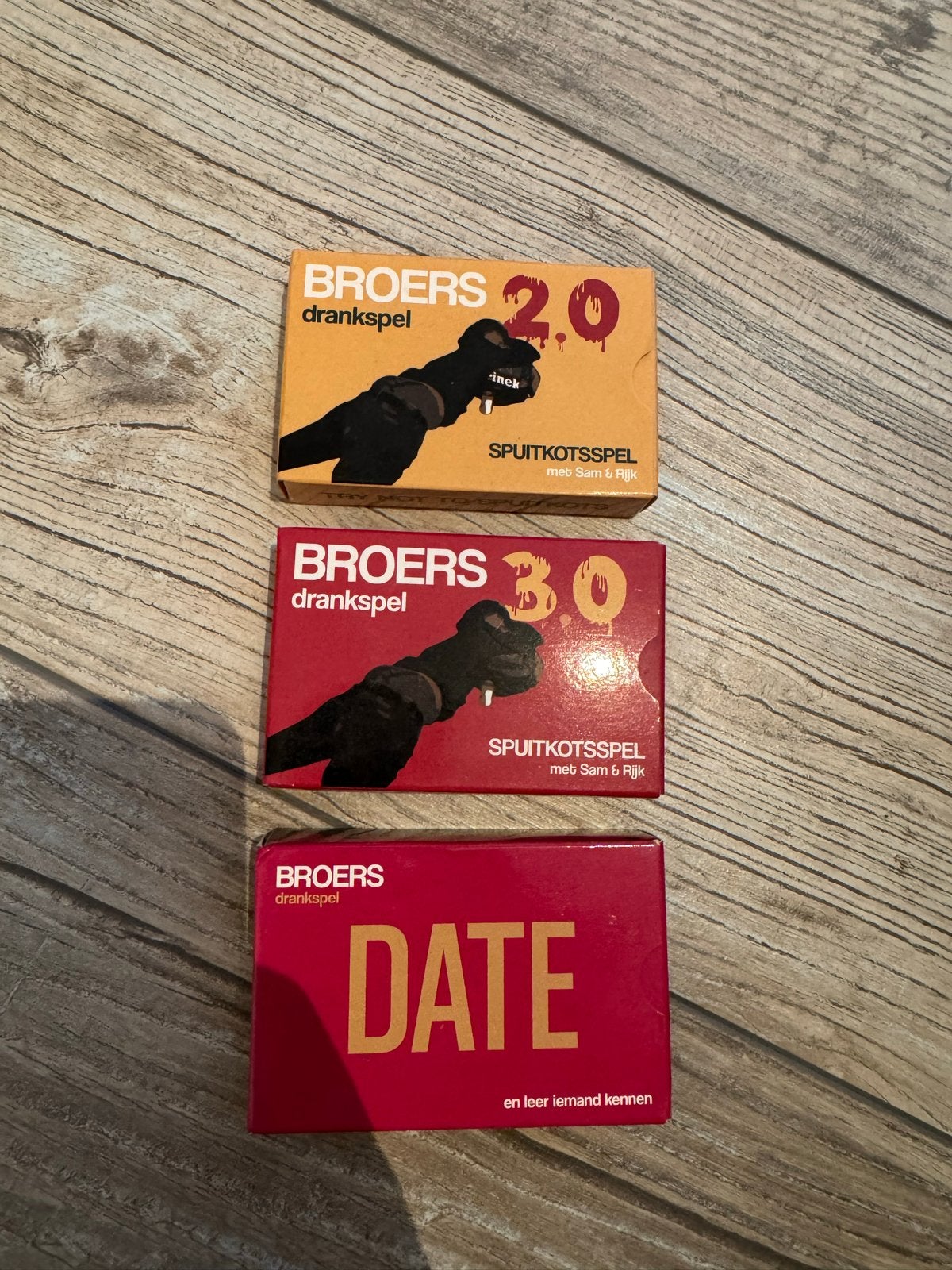 Broers try not to spuitkots Drankspel 2.0, 3.0 & Date Die, Drie of vier spelers, Ophalen of Verzenden, Zo goed als nieuw