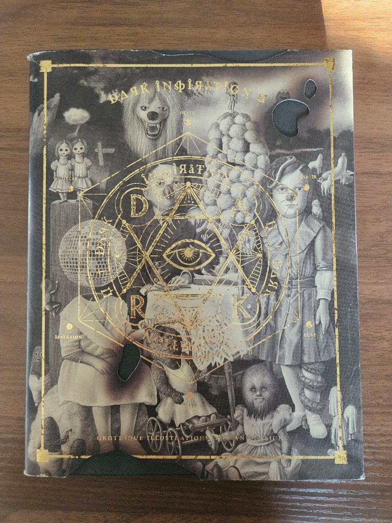 Boek dark inspiration II, Ophalen of Verzenden, Zo goed als nieuw