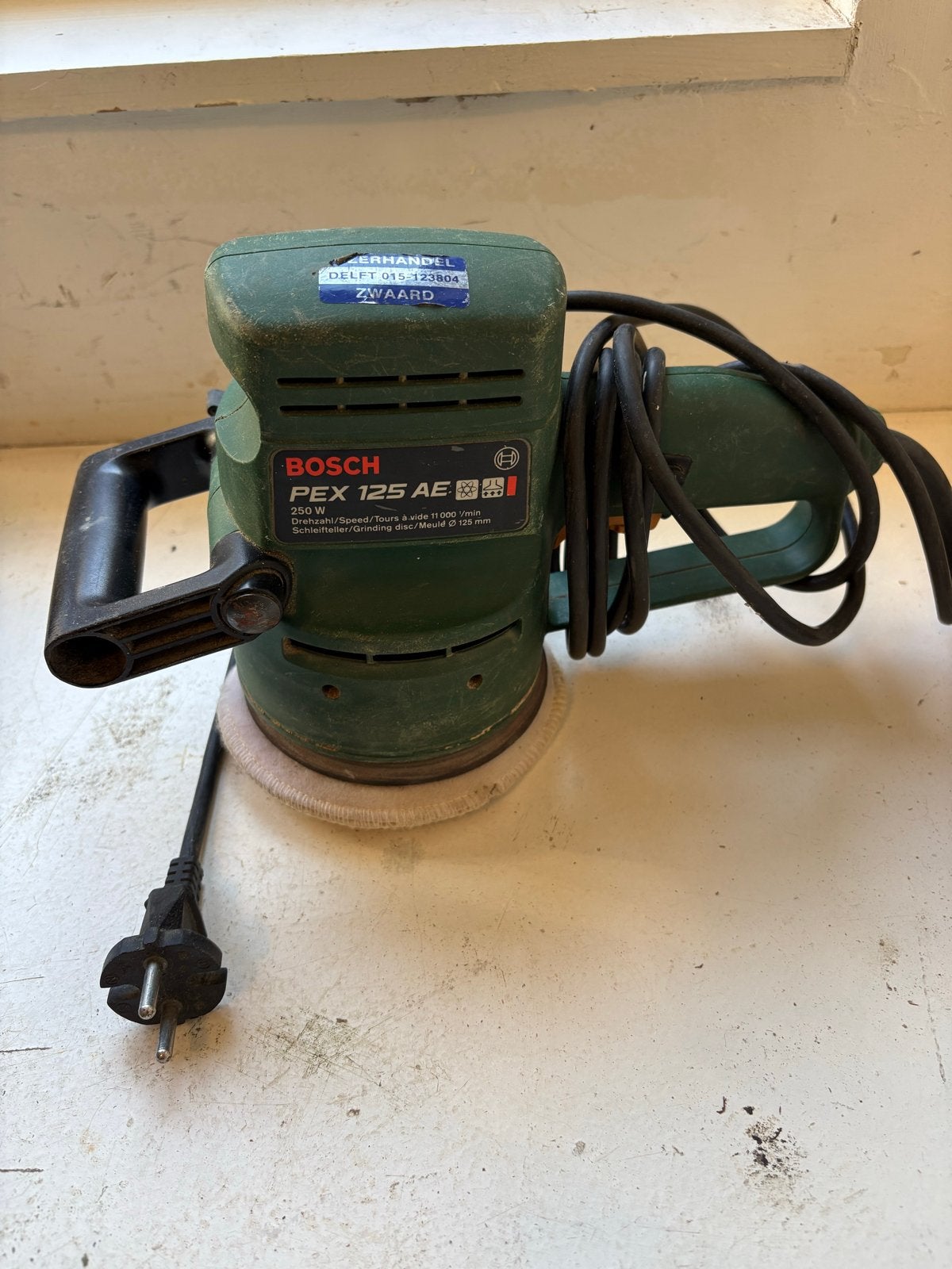 Bosch PEX 125 AE Excentrische Schuurmachine, Doe-het-zelf en Verbouw, Ophalen of Verzenden, Gebruikt, Minder dan 600 watt, Excentrische schuurmachine