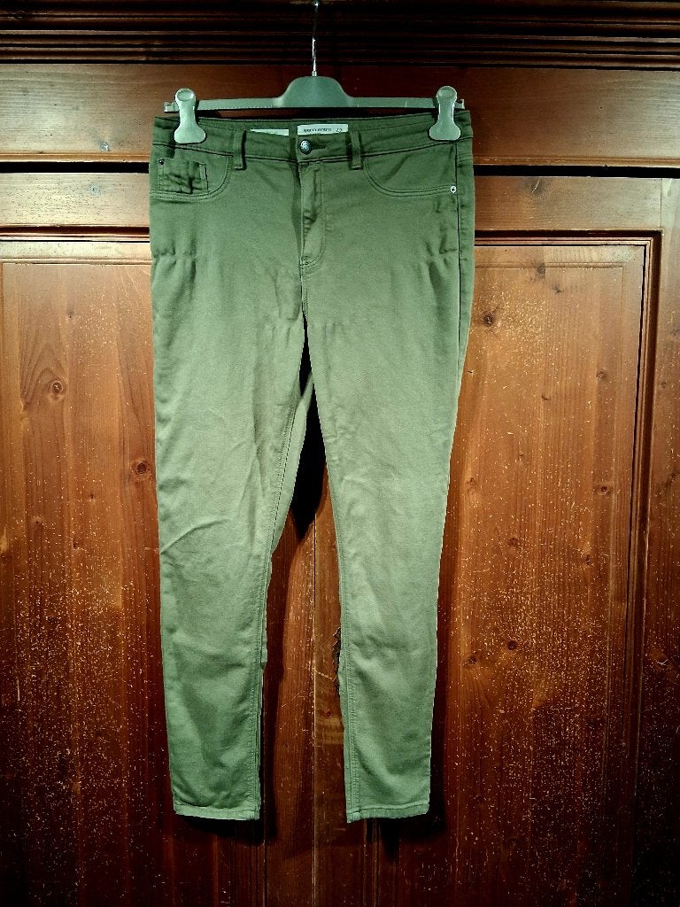 Khaki kleurige jeans mt 42 Pittilos Encuentro, Kleding | Dames, Maat 42/44 (L), Ophalen of Verzenden, Zo goed als nieuw, Lang