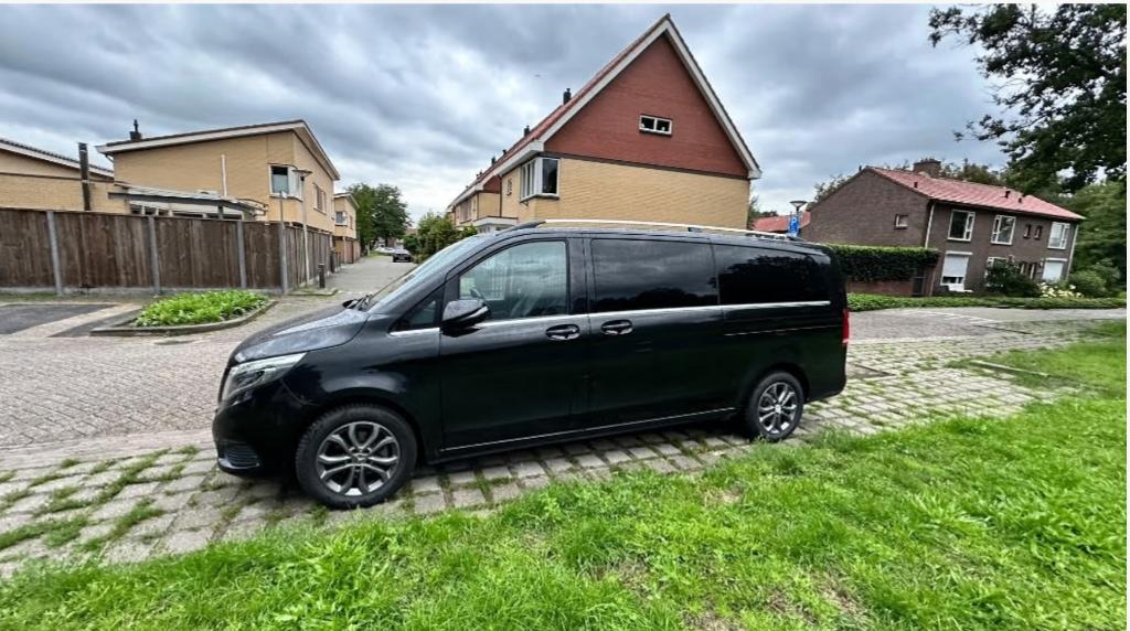 Mercedes-Benz V-Klasse 2.2 CDI V220 Extra Lang AUT 2017, Auto's, Automaat, Achterwielaandrijving, 4 cilinders, 2000 kg