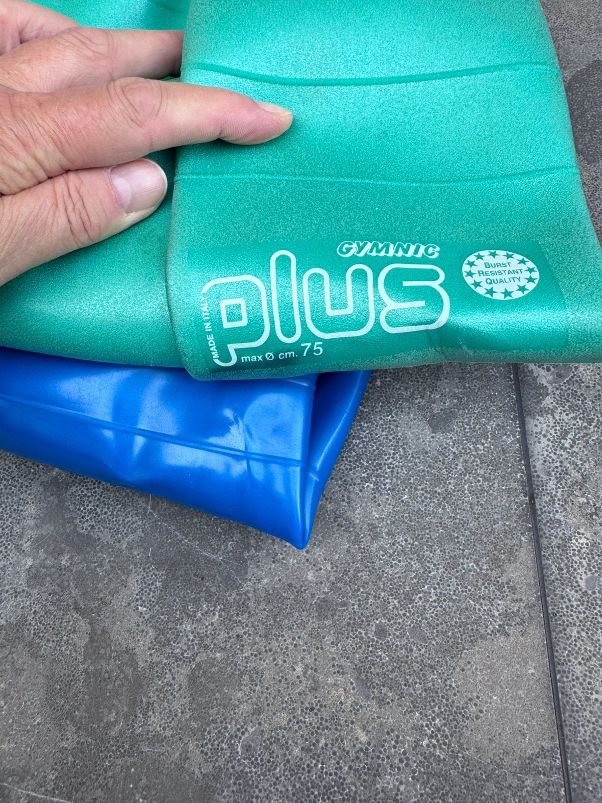 Gymnic Plus Zitbal 75 voor dynamisch zitten/oefenen, Ophalen of Verzenden, Zo goed als nieuw, Overige typen