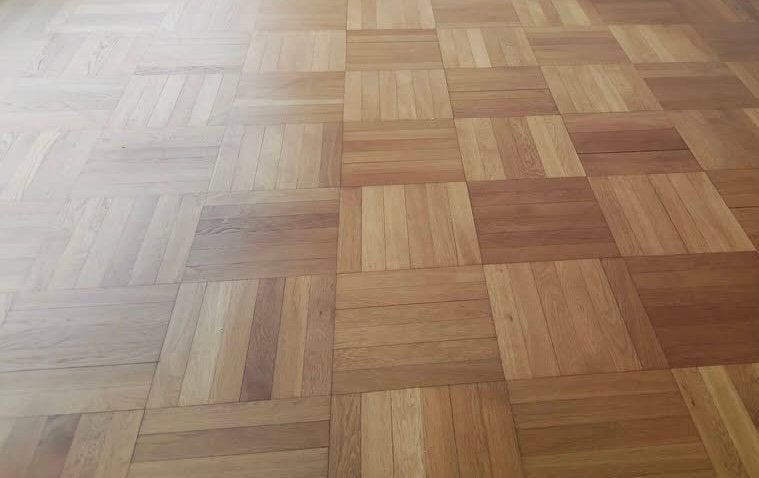 Te koop Eiken mozaïekvloer., Gebruikt, Bruin, 25 tot 50 m², Ophalen