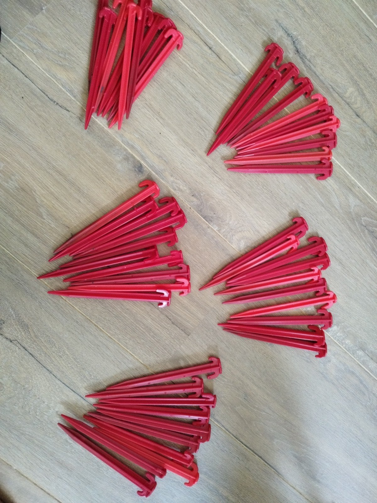 Kunststof haringen 19cm - 49 stuks 25cnt/st, Ophalen