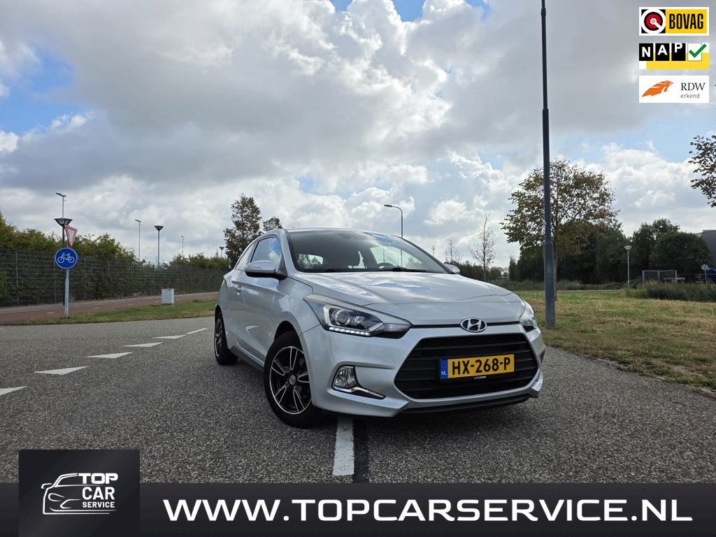 Hyundai I20 Coupé 1.2 HP i-Motion Comfort, Auto's, Euro 6, 4 cilinders, Origineel Nederlands, Bedrijf