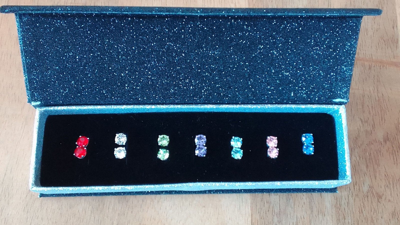 MYC-Paris oorbellen set met Swarovski kristallen, Sieraden, Tassen en Uiterlijk, Met kristal, Overige kleuren, Nieuw, Ophalen of Verzenden