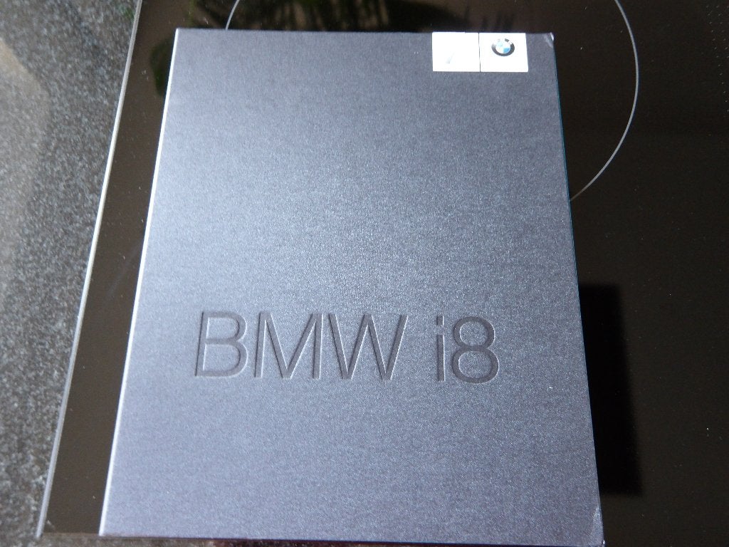 BMW i8 brochure - Nieuwstaat, Ophalen of Verzenden, Nieuw, BMW
