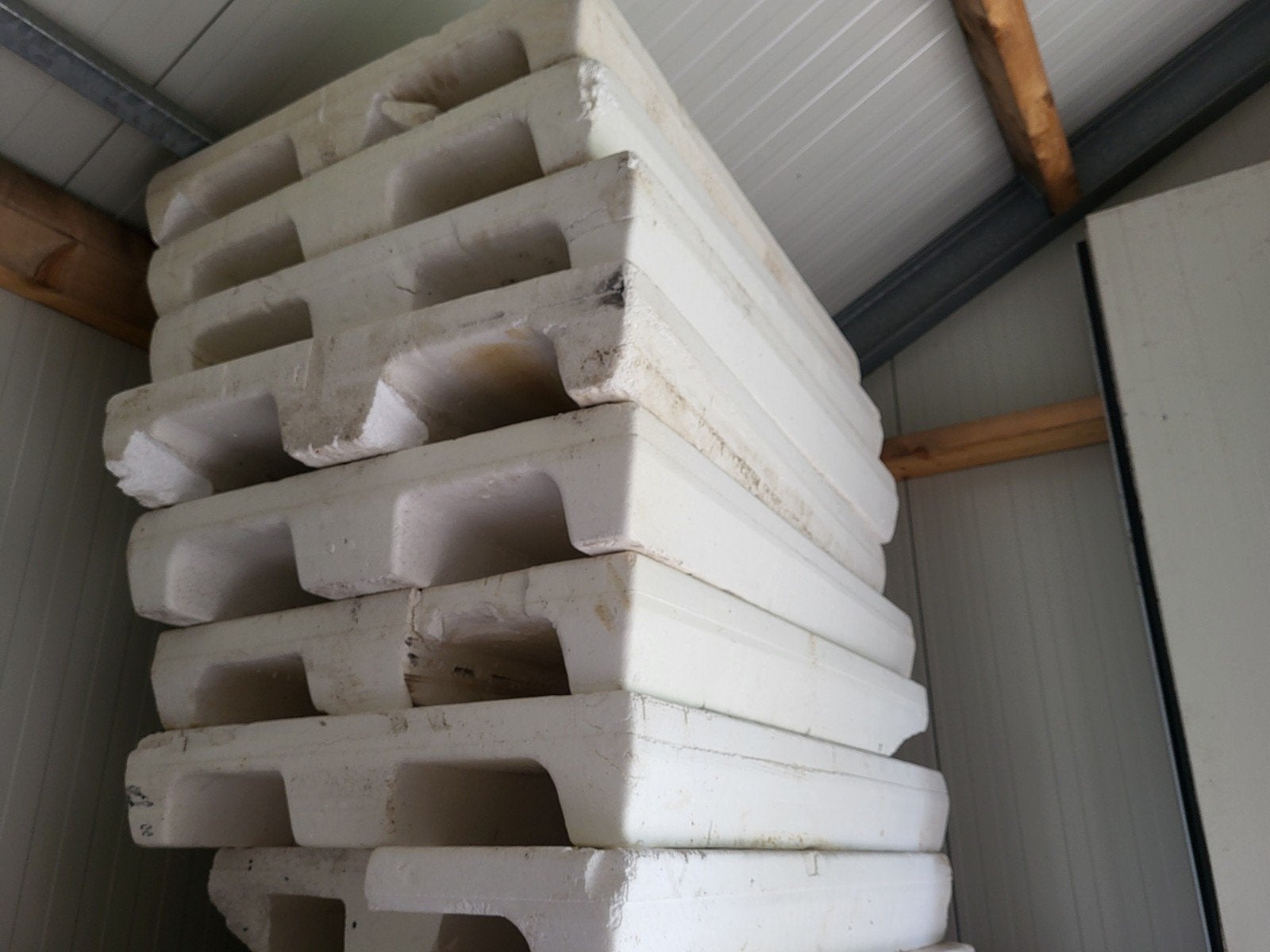 partij piepschuim pallets, Ophalen, Gebruikt