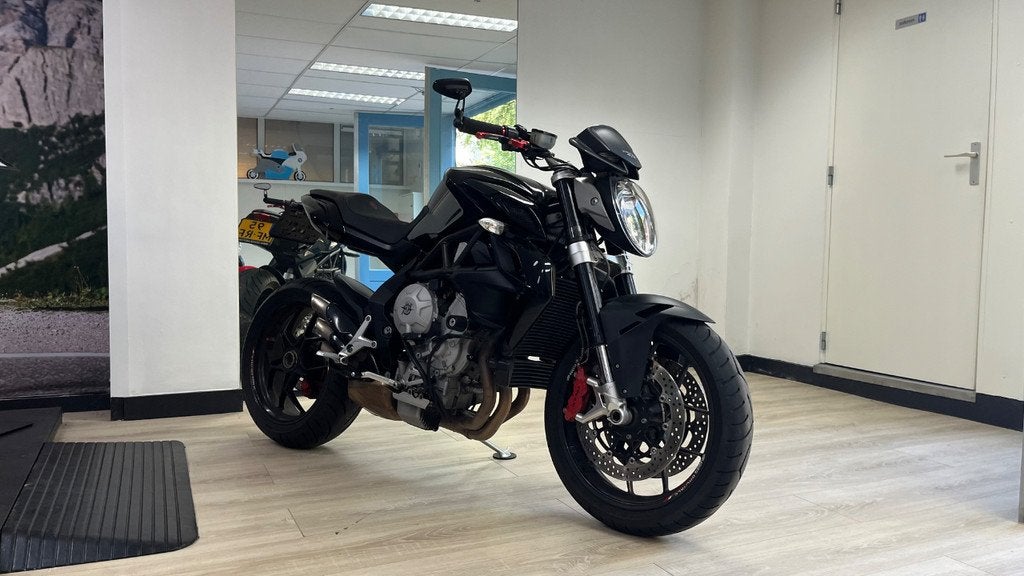 MV Agusta BRUTALE 675 (bj 2012), Motoren, 675 cc, Bedrijf, Meer dan 35 kW, Overig