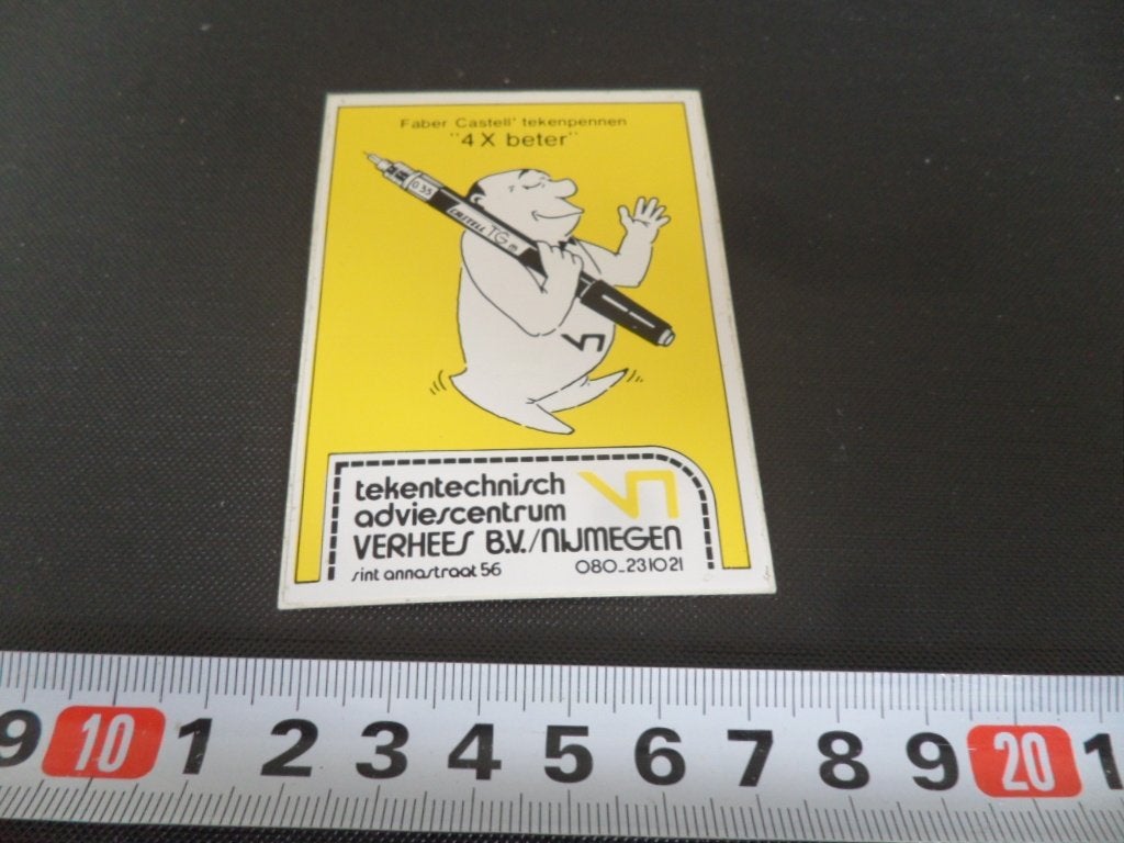 sticker nijmegen VERHEES BV faber castell tekenpennen strip, Verzamelen, Ophalen of Verzenden, Zo goed als nieuw