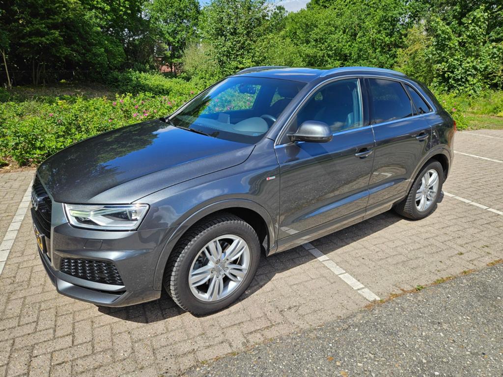 Audi Q3 1.4 Tfsi 110KW S-tronic 2017 Grijs, Auto's, Audi, 1380 kg, Zwart, 4 cilinders, Particulier