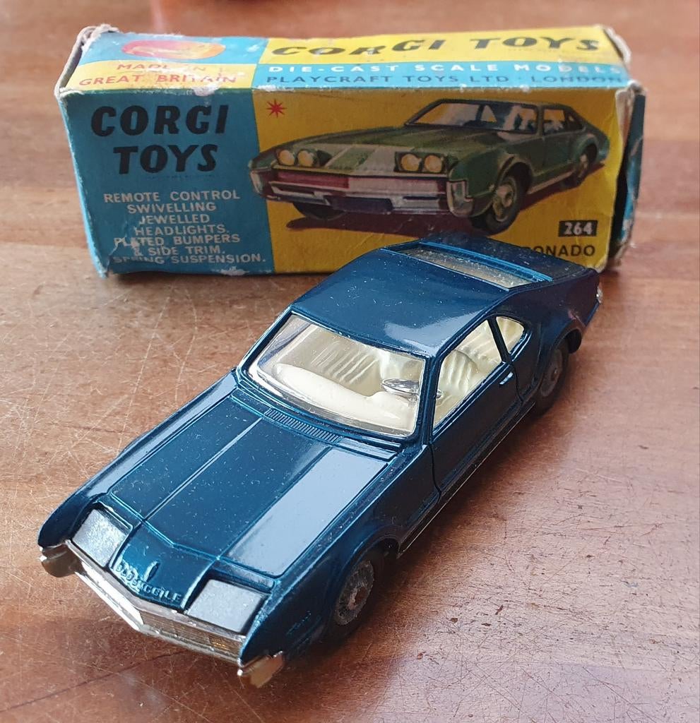 Corgi Toys Oldsmobile Toronado met klaplichten Blauw + Doos!, Hobby en Vrije tijd, Modelauto's | 1:43, Ophalen of Verzenden, Auto