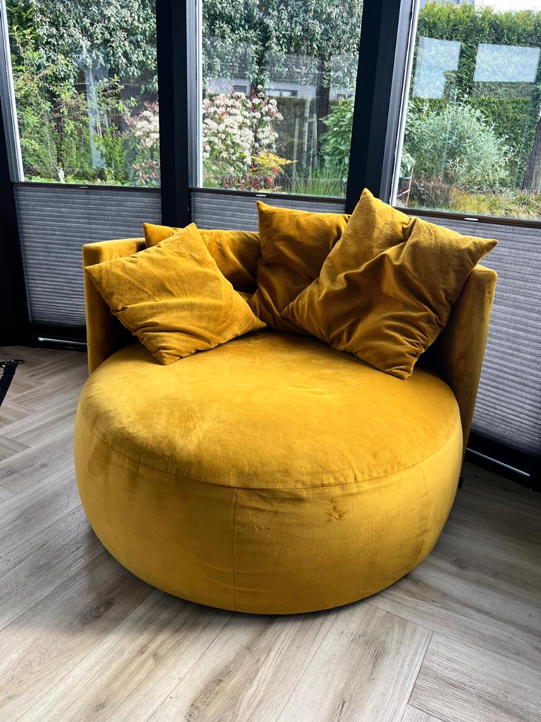 Gele Passe Partout fauteuil - Draaibare lounge stoel, Ophalen, Eenpersoons, 100 tot 125 cm, Zo goed als nieuw