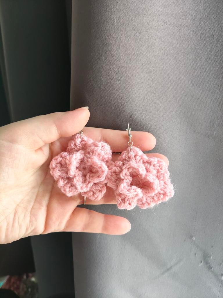 Gehaakte Oud Roze Rozen Oorbellen, Ophalen, Overige materialen, Hangers, Nieuw